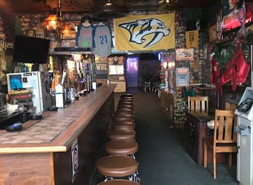 tennessee/southern-middle-tennessee/bar/the-villager-tavern