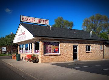 utah/panguitch/bar/henrie-s-hideout