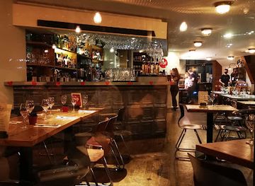 united-kingdom/anglesey/bar/dylan-s-menai-bridge