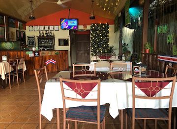 costa-rica/tilaran-range/bar/restaurante-brisas-del-lago