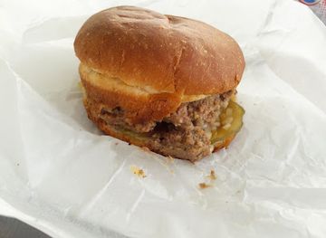 nebraska/indian-cave-state-park/bar/mutt-jeff-drive-in