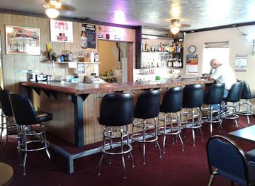 nebraska/grand-island/bar/ann-s-getta-way-bar-beer-garden