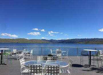 wyoming/sublette-county/bar/lakeside-restaurant