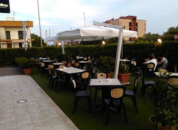 italy/apulia/bar/cocktail-s-bar