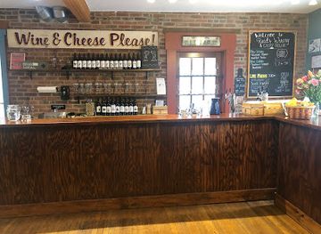 pennsylvania/gettysburg-battlefield/bar/reid-s-winery-tasting-room-and-cider-house