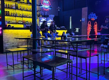 philippines/baguio/baguio-city-proper/bar/hotline-bar