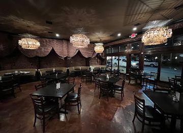 missouri/st-francois-mountains/bar/12-west-bar-grill