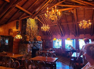 michigan/lower-peninsula/bar/legs-inn