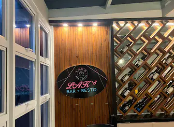 Lak’s Bar + Resto