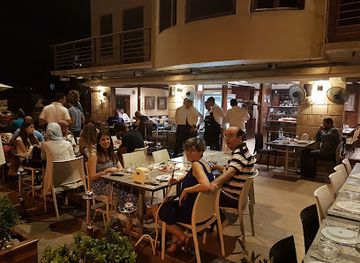 lebanon/tyre/bar/le-phenicien-sea-food-restaurant