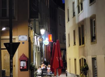 luxembourg/red-lands/bar/side-bar