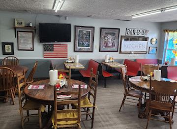 alabama/piney-woods/bar/shoal-creek-market-and-grill