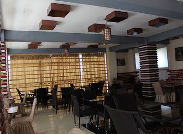 ethiopia/bahir-dar/bar/blue-jayz-bar-and-restaurant