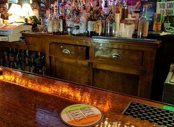 ohio/lake-erie-islands/bar/jamestown-tavern-lakeside-marblehead-oh