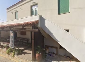 greece/samaria-gorge/bar/raki-bar