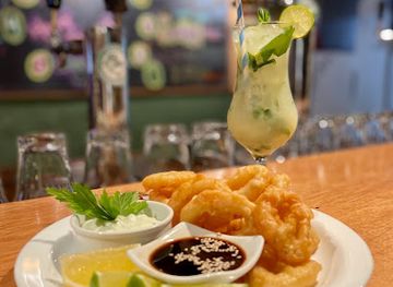 uruguay/sierras-de-carape/bar/alligator-bar