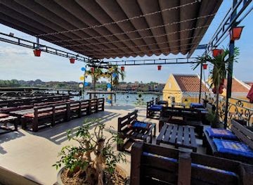 vietnam/hoi-an-ancient-town/bar/guitar-hawaii-coffee-bar-restaurant-hoi-an