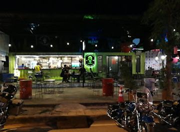 thailand/sukhothai/bar/support-siam-city