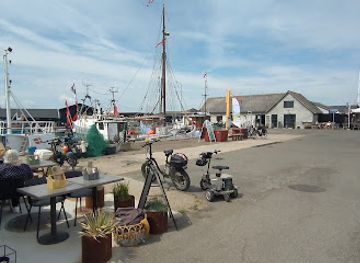 denmark/mols-bjerge/bar/stockfleths-osters-bobbelbar