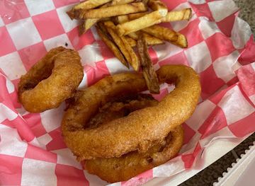 montana/the-judith-basin/bar/horsethief-saloon-grill
