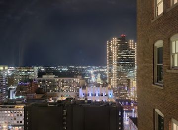 texas/fort-worth/downtown-fort-worth/bar/refinery-714