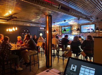 connecticut/housatonic-valley/bar/industry-kitchen-bar