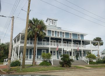 florida/st-george-island/bar/hole-in-the-wall-seafood-and-raw-bar
