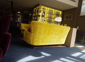 france/pays-de-la-loire/bar/4-44-bar-lounge