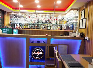 nepal/kathmandu/swayambhunath/bar/la-gusto-restro-and-bar