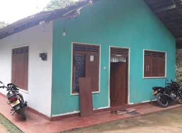 sri-lanka/galle-district/bar/hirimbura-wine-store