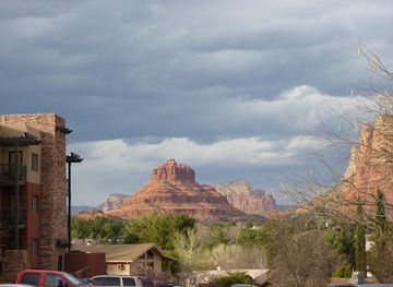 arizona/red-rock-country/bar/shadowrock-tap-table