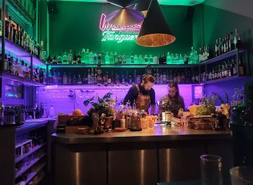 hungary/borzsony-mountains/bar/warm-up-cocktail-bar