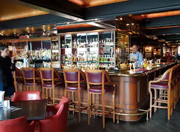 Funky Claude's Bar