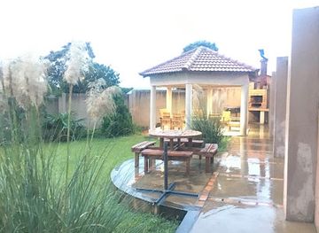 eswatini/ngwavuma-valley/bar/valley-view-lodge