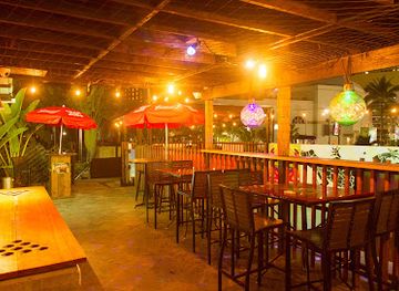 guam/mangilao/bar/green-lizzard-tiki-bar