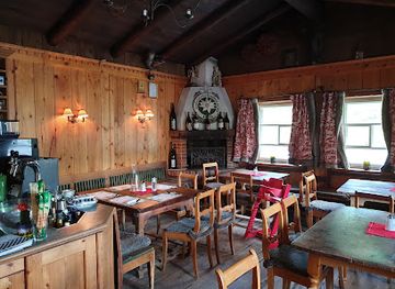 austria/lech/bar/restaurant-flexenhausl-die-aussergewohnliche-hutte