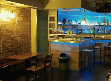 portugal/peniche/bar/mystic