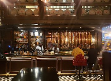 the-bahamas/crooked-island/bar/the-swimming-pig-gastropub