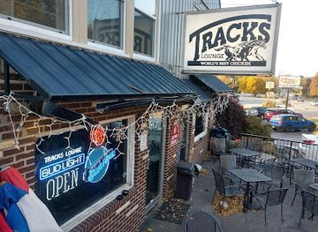 nebraska/omaha/aksarben-village/bar/tracks-lounge