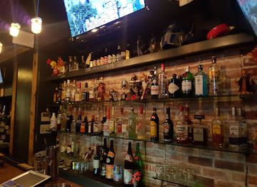 japan/osaka/bar/moonshine-karaoke-bar