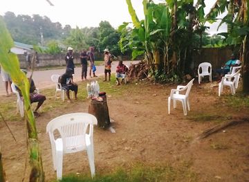 vanuatu/shefa/bar/manlang-kava-bar