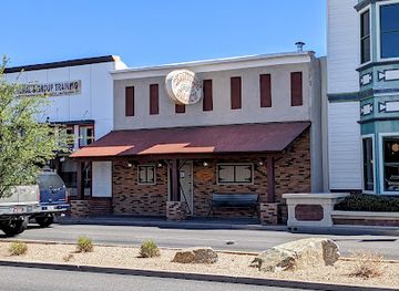 arizona/coronado-national-forest/bar/champions-sports-saloon