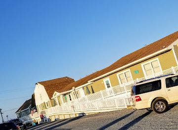 virginia/assateague-island/bar/the-village-restaurant