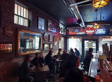 nevada/ruby-mountains/bar/stray-dog-pub-cafe