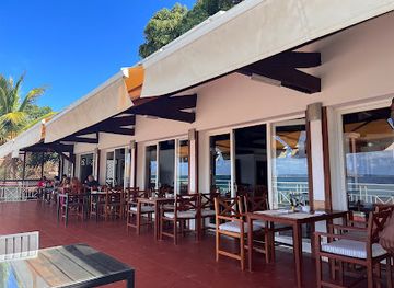 madagascar/diego-suarez/ramena-beach/bar/melville