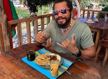 madagascar/fort-dauphin/bar/cafe-bar-colorado