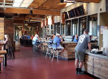oregon/southern-oregon/bar/crux-fermentation-project