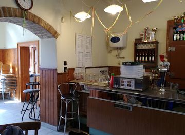 hungary/western-transdanubia/bar/tekezo-sorozo