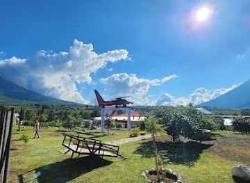 guatemala/motagua-valley/bar/la-colina-del-abuelo