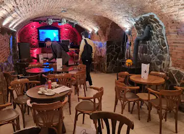 Döme's Music Pub & More